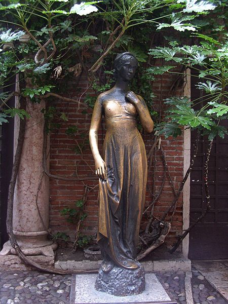 Fájl: Juliet Statue.JPG