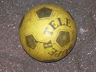 <span class="mw-page-title-main">Penny floater</span> Cheap football commonly used by children