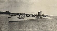 USS R-18 at Honolulu Harbour R-18.jpg