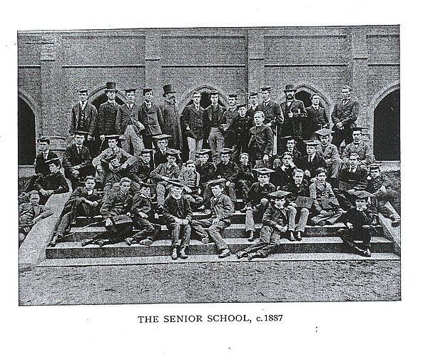 Students at the Thorne Road site, 1887