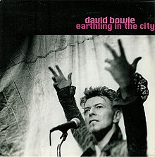 david bowie earthling in the city