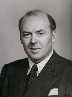 Lawrence Robson English accountant (1904–1982)