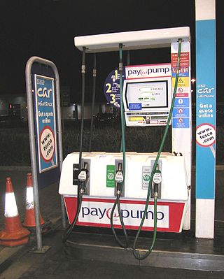 <span class="mw-page-title-main">2007 United Kingdom petrol contamination</span> 2007 silicon contamination of petrol sold by some UK supermarkets, resulting in vehicle damage