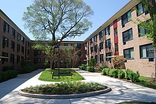 <span class="mw-page-title-main">Wentworth Gardens</span>