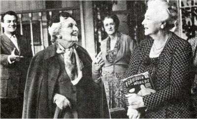 Graham Payn, Sybil Thorndike, Mary Clare in Act I