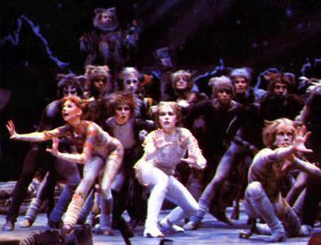 The original 1981 London cast of Cats