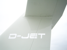 The Diamond D-JET, partially assembled at the Oakland NBAA, 8 November 2007 D-jet.png