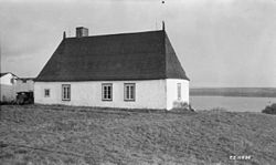 Maison de Julien Gendreau (1728), an archetypal example of a rural New France home, in Saint-Laurent, Ile d'Orleans. New France House.jpg