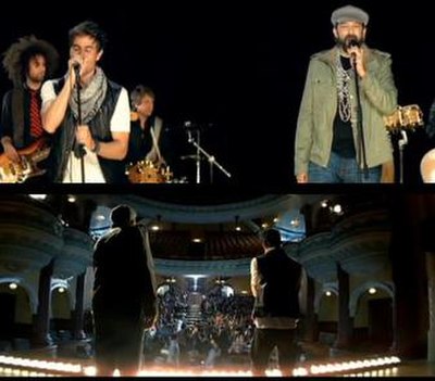 Iglesias and Guerra in the music video