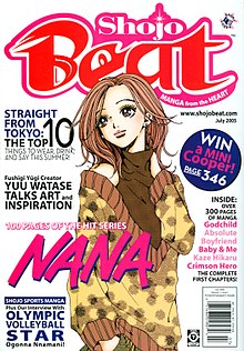 Primeira capa de Shojo Beat com uma jovem olhando por cima do ombro com uma mão no pescoço e a outra no bolso.  O nome da revista está escrito em uma fonte de letras largas com "Shojo" em rosa e "Beat" em uma fonte maior e vermelha.  Um swoosh vem do Beat com o lema da revista "Manga from the Heart" em branco no mesmo fundo rosa.  As manchetes das histórias da revista são anotadas no lado esquerdo e, à direita, são fornecidos o URL da revista, a data de edição, a lista da série e o código de barras.