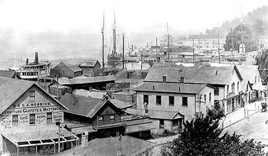 Woodbine Avenue and Northport Harbor, circa 1900