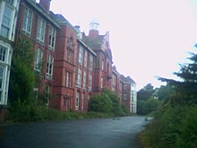 Crossley hospital main building.jpg