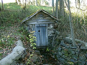 290px-Springhouse.jpg