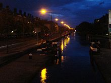 The Grand Canal looking west from Portobello bridge