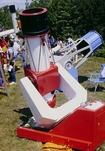 File:Telescopes ameteur built.jpg