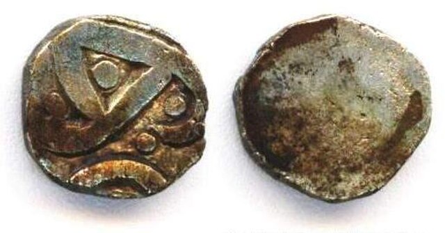 Silver, ½ Karshapana, Indian coin, “Babyal Hoard” type, of the Kuru Janapada (450 BCE – 315 BCE).