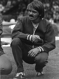 phil knight prefontaine