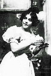 Clara Butterworth, star of the 1918 London production Clara-Butterworth-1922.jpg