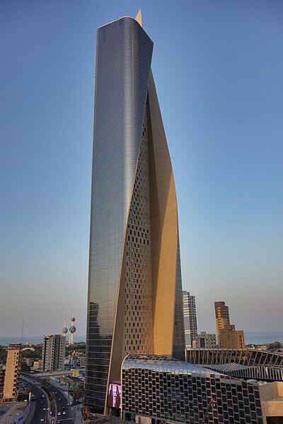 Image: Al Hamra Tower