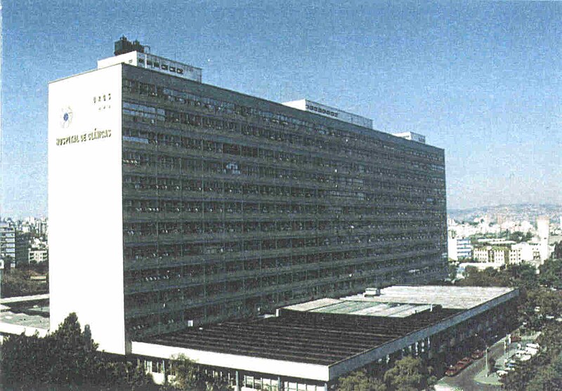 File:Hospital de Clínicas de Porto Alegre.jpg