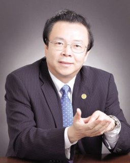 Lai Xiaomin Chinese politician and economist