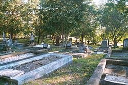 South-Brisbane-cemetery.jpg