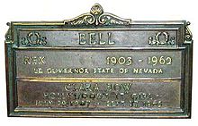 Crypt marker of Rex Bell and Clara Bow Bell-Bow crypt.jpg