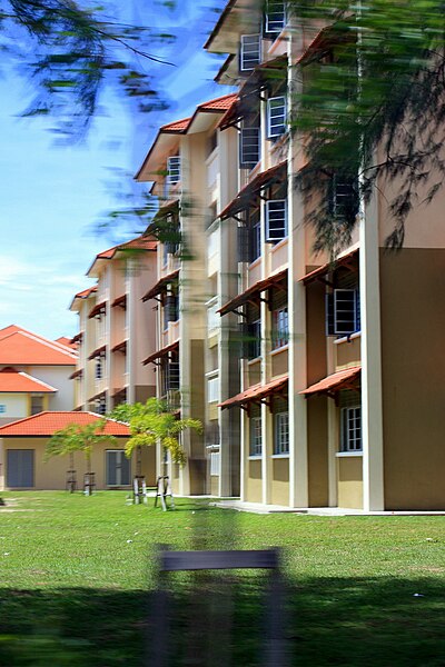 File:Residential building at Gong Badak campus.jpg