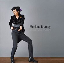 Monique Brumby.jpg-ден жасалған қаңқа полкасы