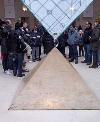 <span class="mw-page-title-main">Louvre Inverted Pyramid</span> Skylight in the Carrousel du Louvre