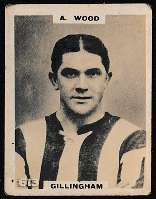 <span class="mw-page-title-main">Arthur Wood (footballer, born 1890)</span> English footballer