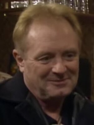 Les Battersby