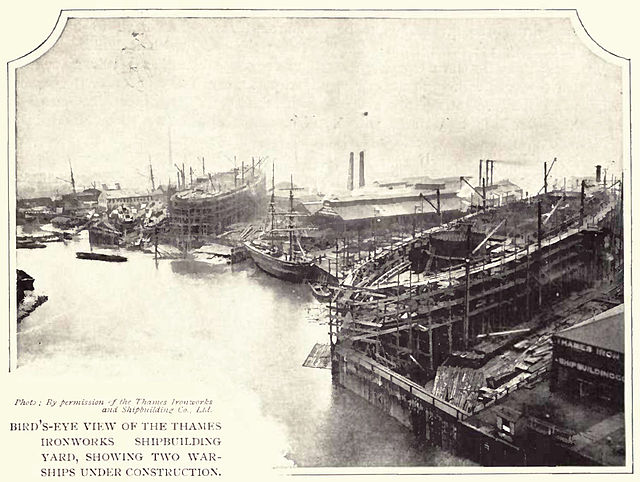 Warships being built at the eastern site in or slightly before 1902