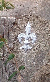 Fleur-de-lis Fleur de Lis wall.jpg