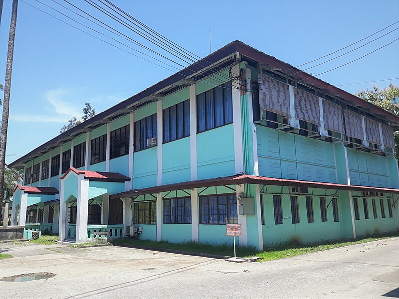 File:Eugenio Lopez Memorial Hall, Central Philippine University.jpg