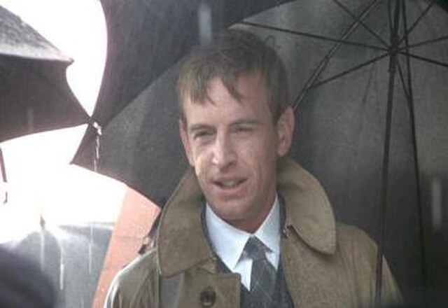 Ian Charleson, who studied the Bible intensively for his role, wrote Eric Liddell's post-race inspirational speech to a working-class crowd.