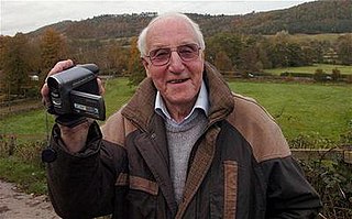 <span class="mw-page-title-main">Peter Oakley</span> British vlogger (1927–2014)