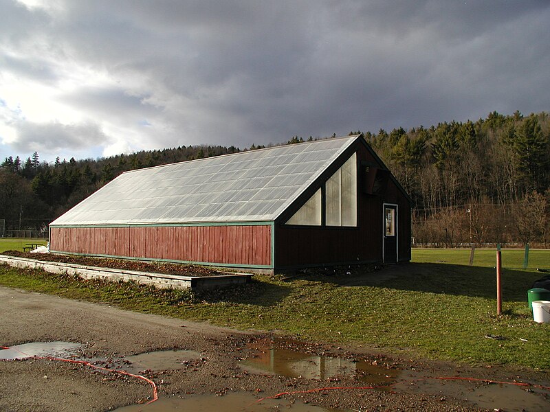 File:Motpelierhsgreenhouse1.JPG