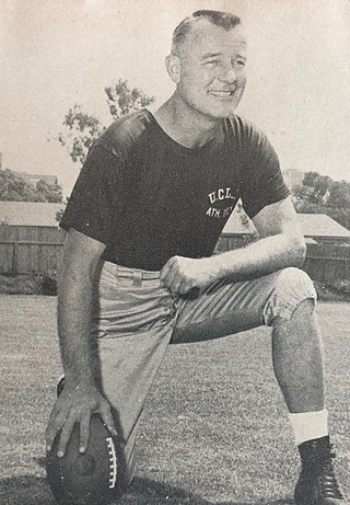 <span class="mw-page-title-main">George W. Dickerson</span> American football player and coach (1913–2002)