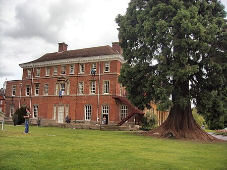 Elstree Building