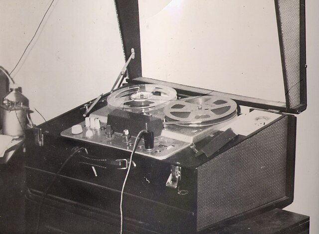 Reel-to-reel audio tape recording - Wikipedia