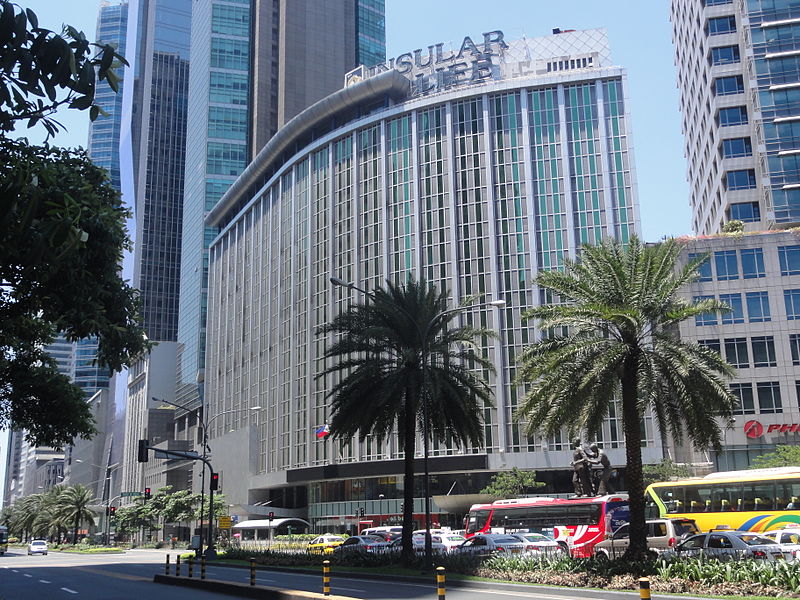 File:Ph-mm-makati-makati cbd-ayala ave.-paseo de roxas-insular life (2015) 01.JPG