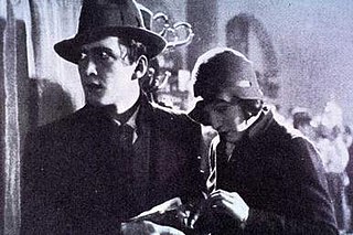 <i>Rails</i> (film) 1929 Italian drama film directed by Mario Camerini