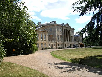 Basildon Park, the West facade--the corps de logis and north and south flanking pavilions. Basildon Park country house.jpg