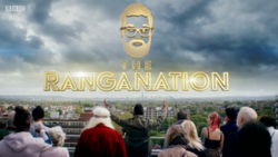 Очертание бородатой фигуры и золотые слова The Ranganation.  Ниже представлена ​​группа людей, смотрящих в противоположную от камеры сторону.