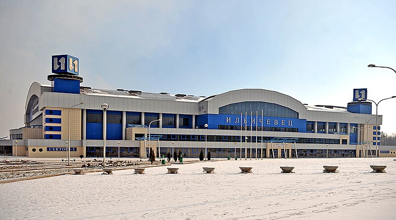 File:Спорткомплекс Ильичевец - panoramio.jpg