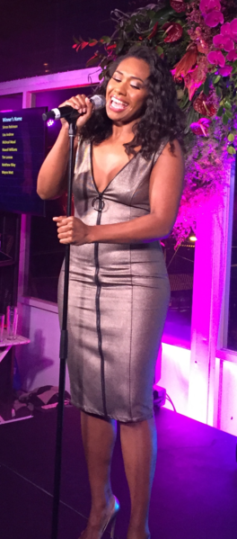 File:Paulini singing 2018.png