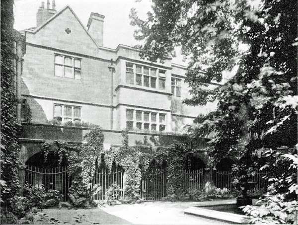 Bridge's house in Little Cloisters, Westminster Abbey