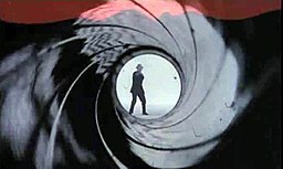 Dr No-trailer.jpg