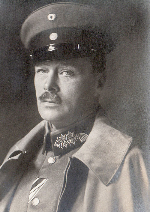 Ernest Louis in 1917, as officer during the First World War.